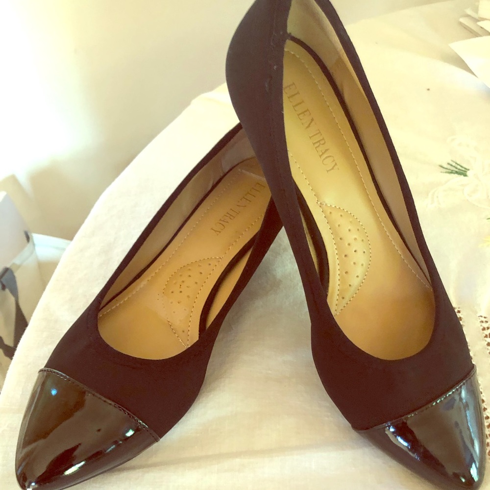 Ellen Tracy wedge, pointed toe ballet flats